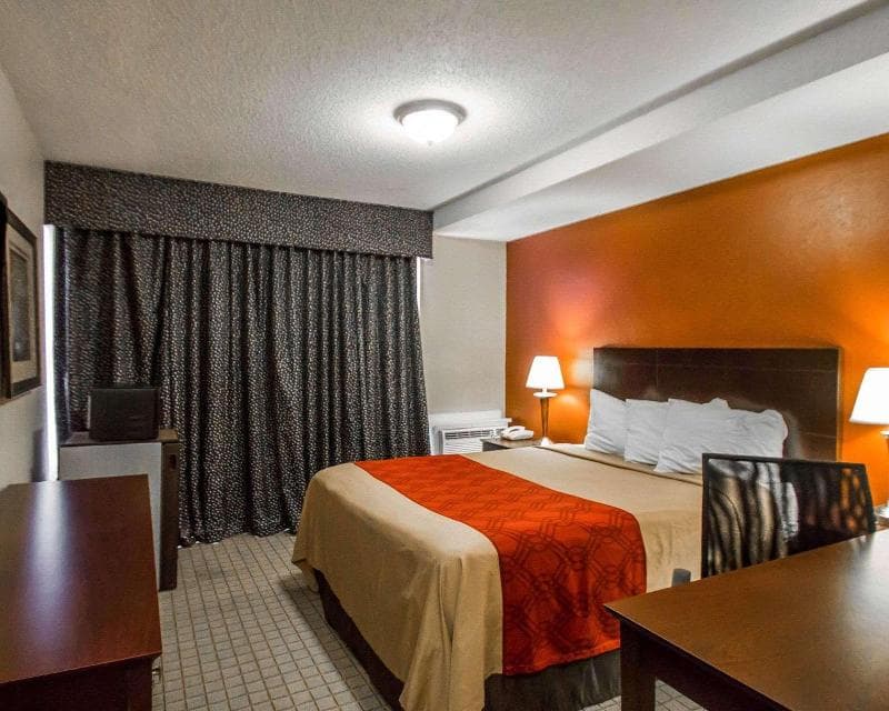 Econo Lodge Inn And Suites Old Saybrook - Westbrook 3
