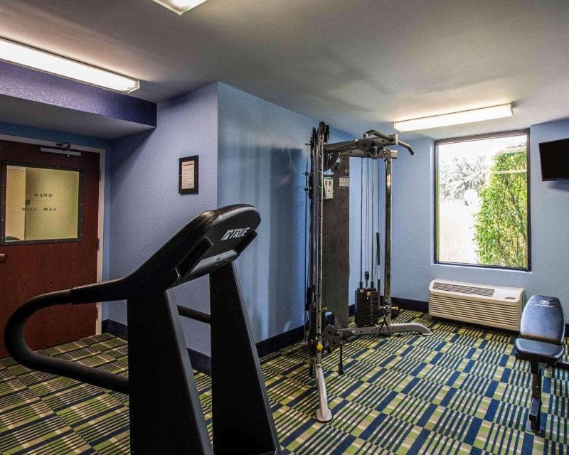 Comfort Inn & Suites Lantana West Palm Beach South 2