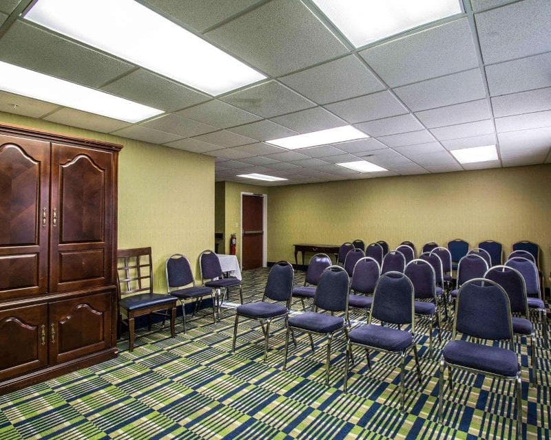Comfort Inn & Suites Lantana West Palm Beach South photo 1