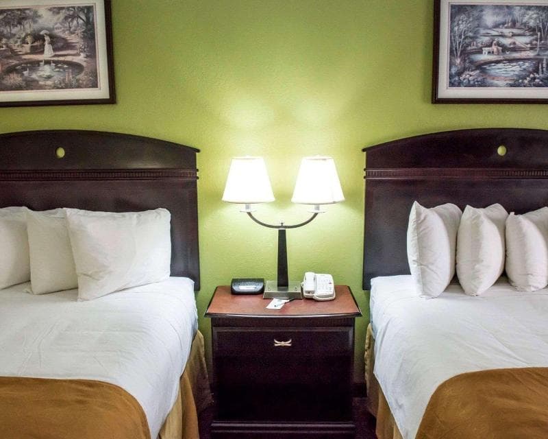 Quality Inn 3