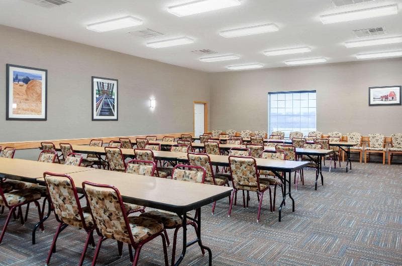 Comfort Inn Dyersville Near Field Of Dreams photo 1