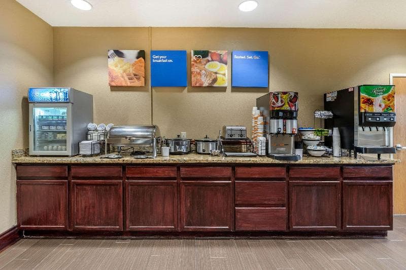 Comfort Inn Walcott Near Davenport 2