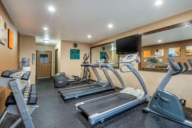 Comfort Inn Story City 2