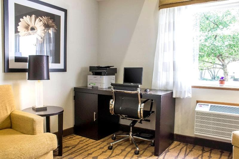 Sleep Inn & Suites photo 1