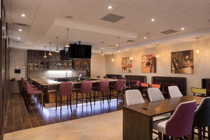 Quality Inn And Conference Center 2