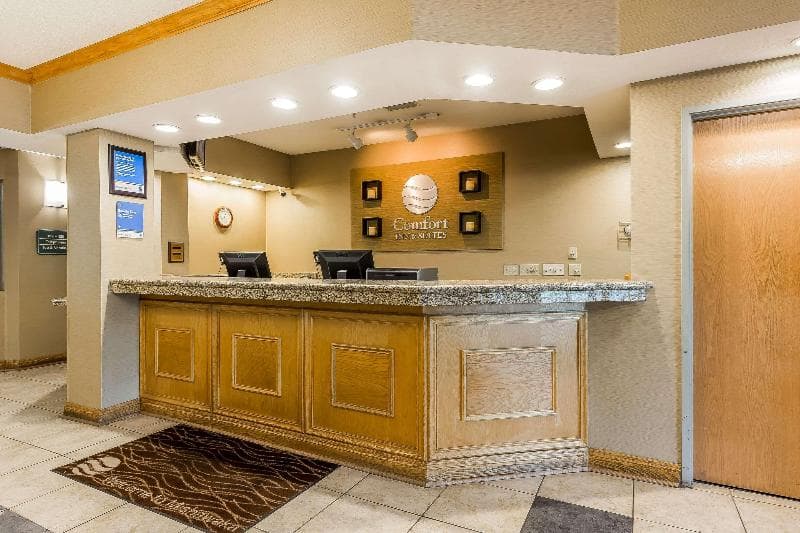 Comfort Inn And Suites South Bend 5