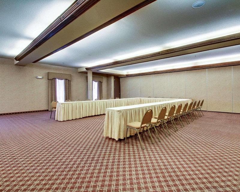 Clarion Suites Vidalia photo 1
