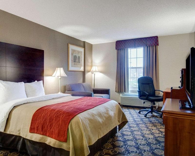 Comfort Inn Foxboro - Mansfield 5