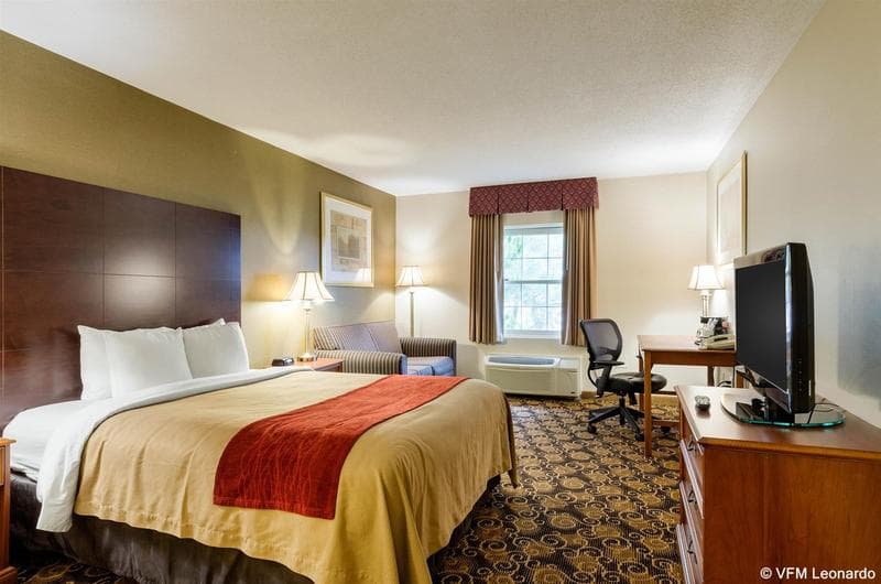 Comfort Inn Auburn-Worcester 4