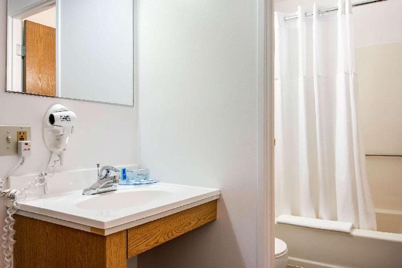 Home2 Suites Bangor Me photo 1