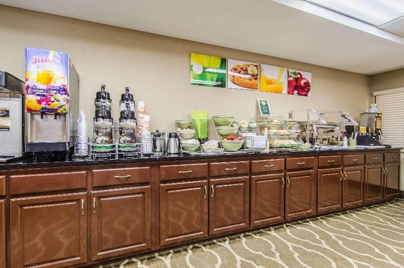 Quality Suites Graham 3