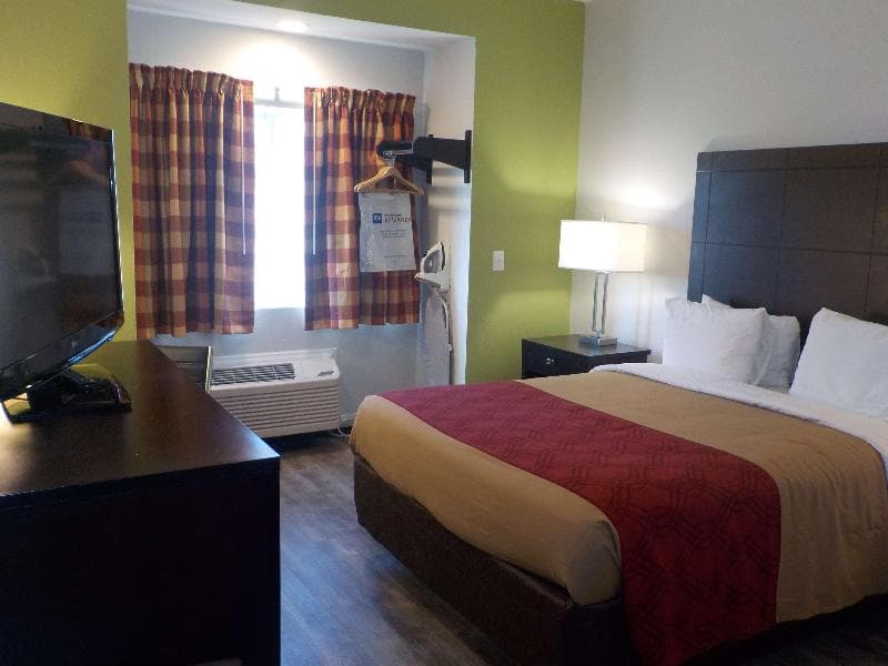 SureStay Hotel by Best Western Shallotte photo 1