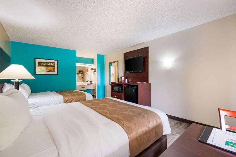 Quality Inn And Suites Lumberton 4