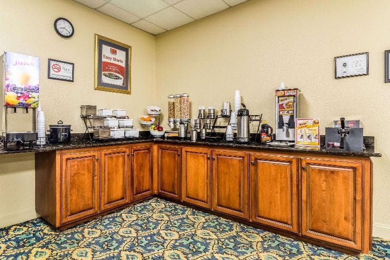 Econo Lodge Whiteville 2