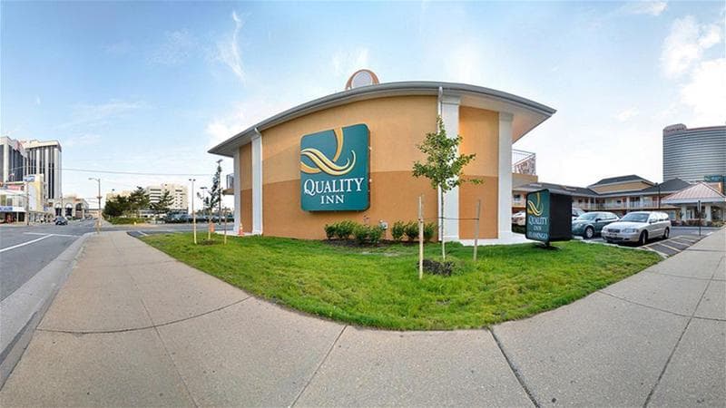 Quality Inn Flamingo 4