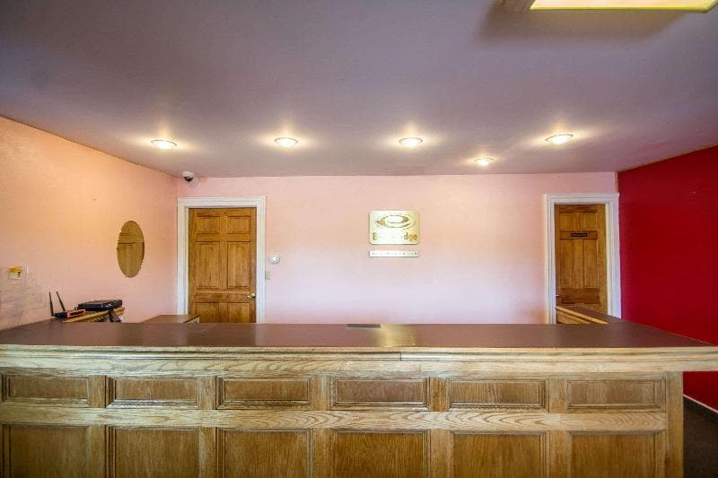 Econo Lodge Hornell Hornell 5