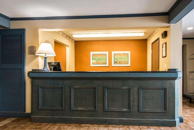 Quality Inn Cortland 4