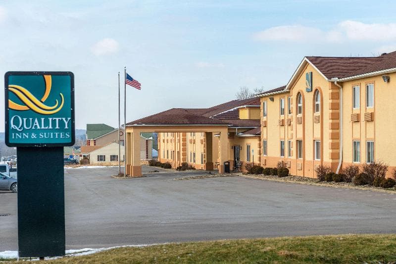 Quality Inn & Suites 3