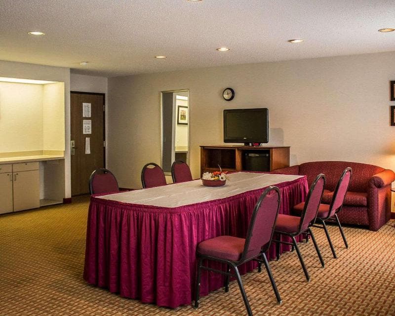 Quality Inn East Liverpool photo 1