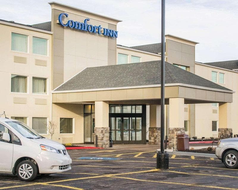 Comfort Inn Mayfield Heights Cleveland East photo 1