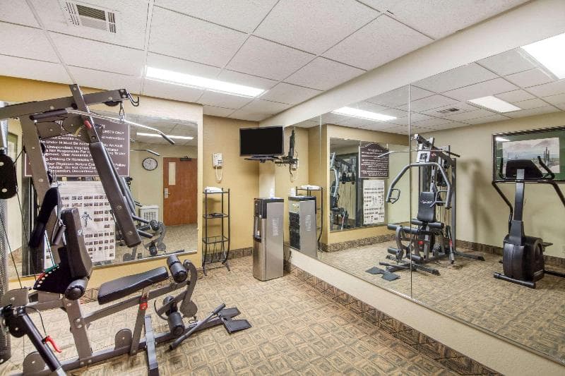 Quality Inn And Suites Pryor 2