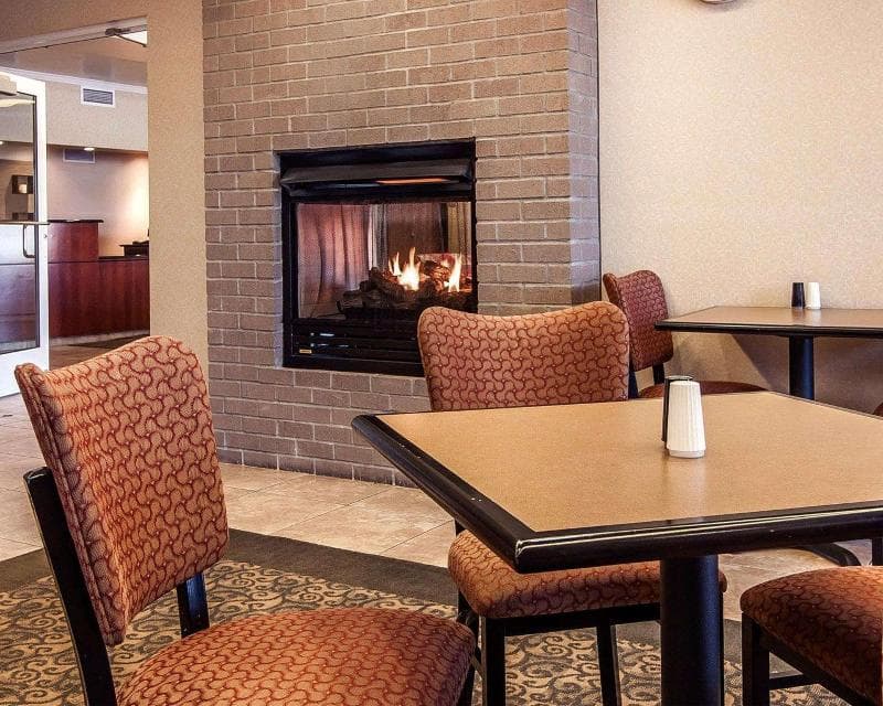 Comfort Inn & Suites Cottage Grove Area 3