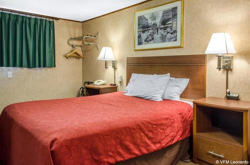 Econo Lodge Bellefonte I-99 5