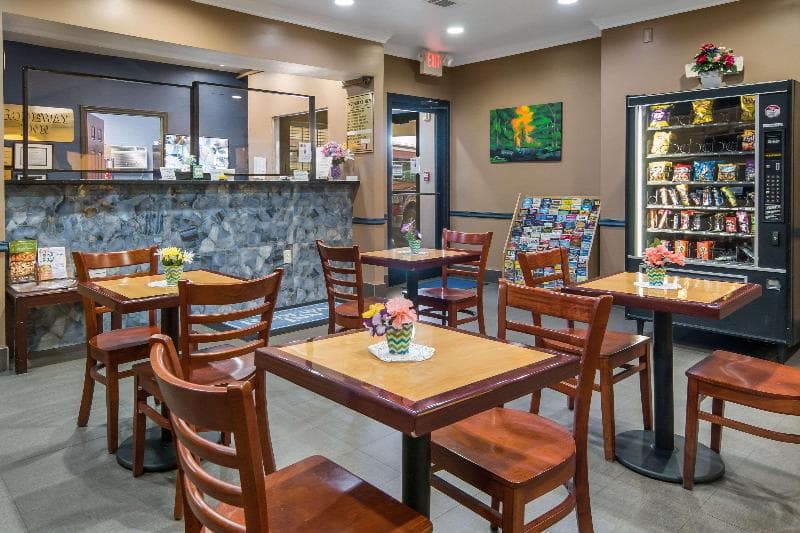 Rodeway Inn Carrollton 5