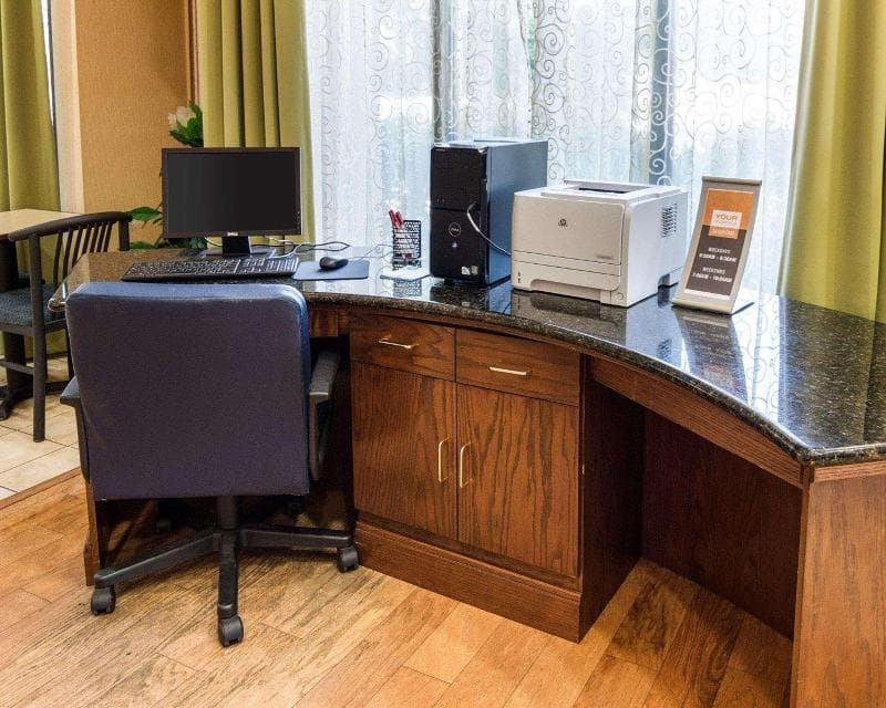 Comfort Suites Nacogdoches photo 1