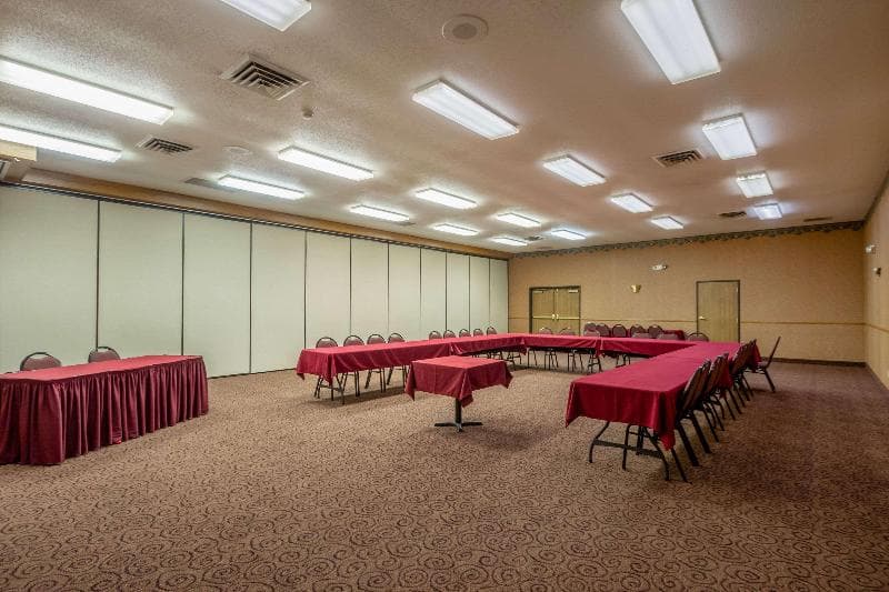 Quality Inn Mineral Point photo 1