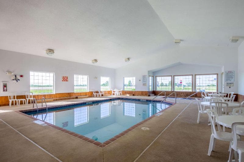 Quality Inn Mineral Point 4