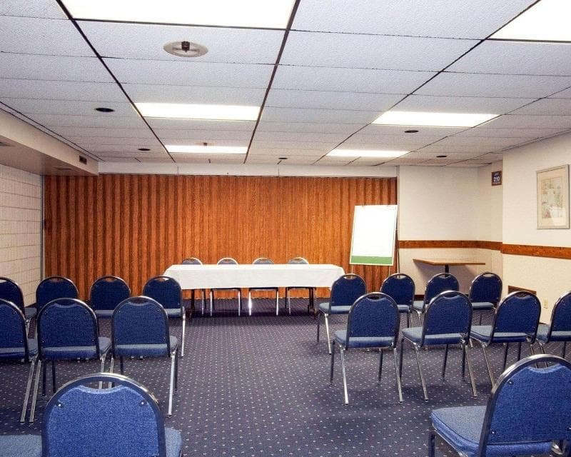 Econo Lodge Inn And Suites Stevens Point main