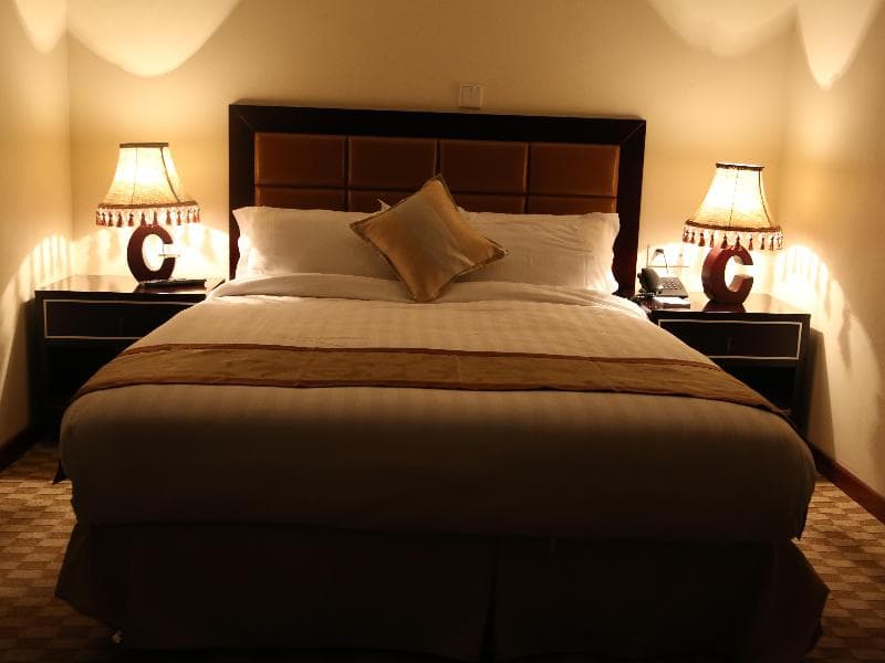Caravan Hotel 2