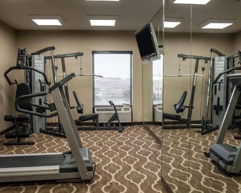 Quality Inn And Suites Near St. Louis And I-255 2