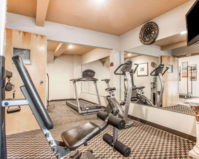 Quality Inn Near Toms River Corporate Park 2