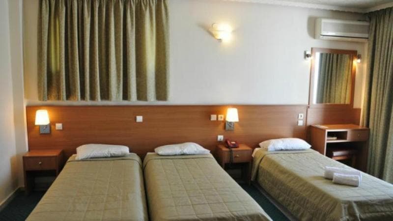 Hotel Flisvos 5