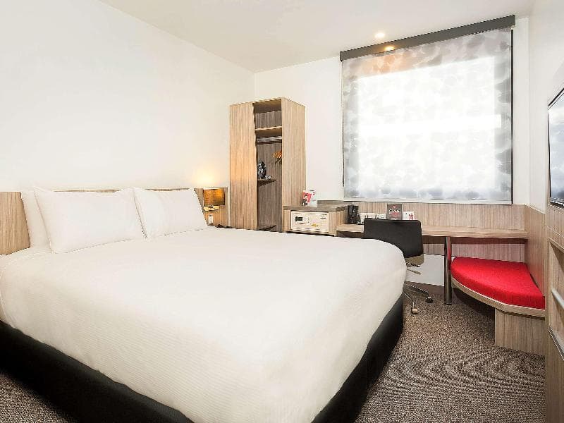 Ibis Mackay 5