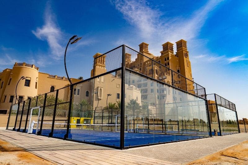 Sheraton Sharjah Beach Resort & Spa 4