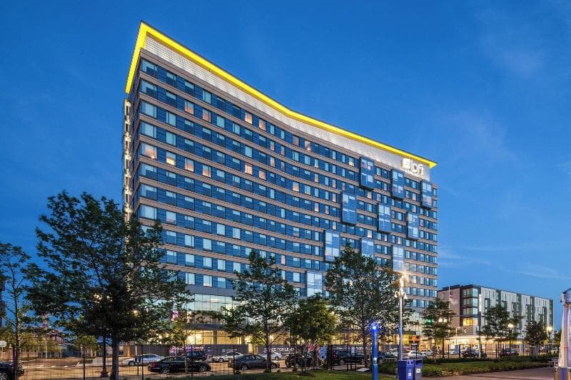 Aloft Boston Seaport 2