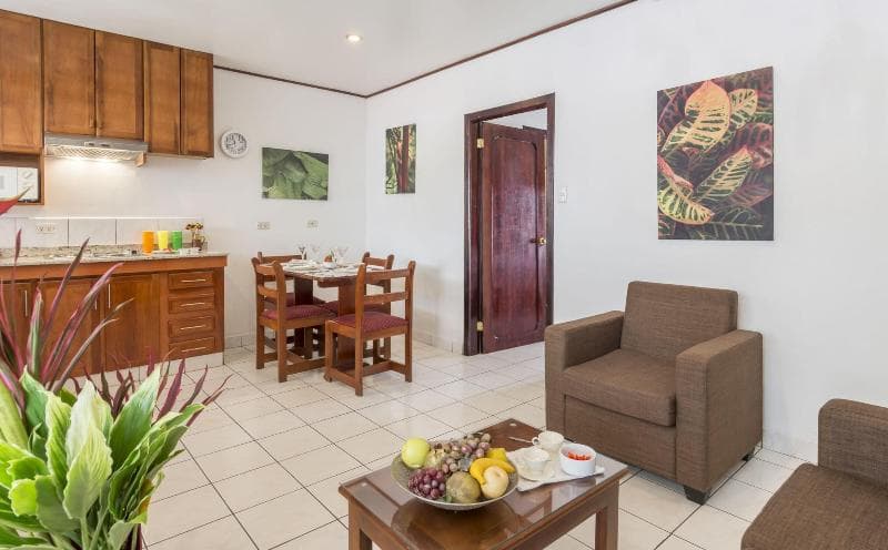 Hotel Suites Cristina 4