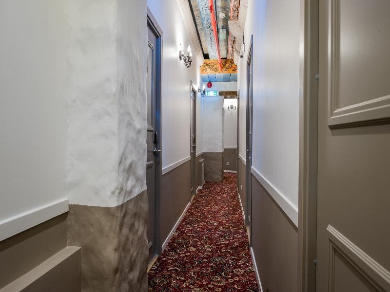 Three Crowns Residence 5