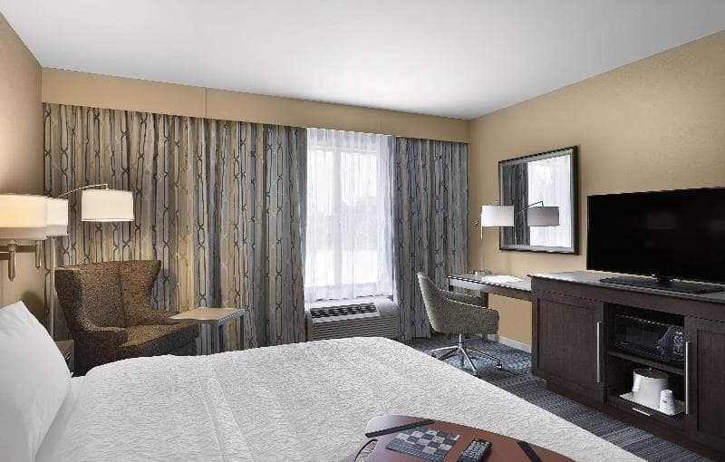 Hampton Inn & Suites Fort Mill 5