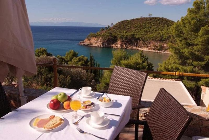 Alonissos Beach Bungalows & Suites Hotel photo 1