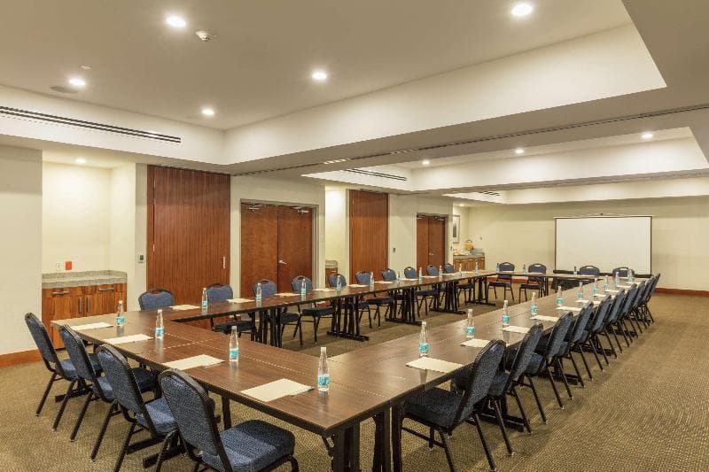 Hampton Inn & Suites By Hilton Los Cabos 5
