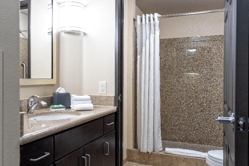 Holiday Inn Oceanside Camp Pendleton Area 3