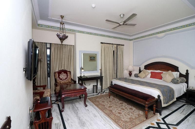 Hotel Grand S M Regency 5