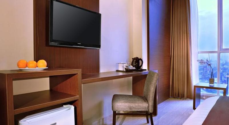 Aston Imperial Bekasi Hotel & Conference Center 3