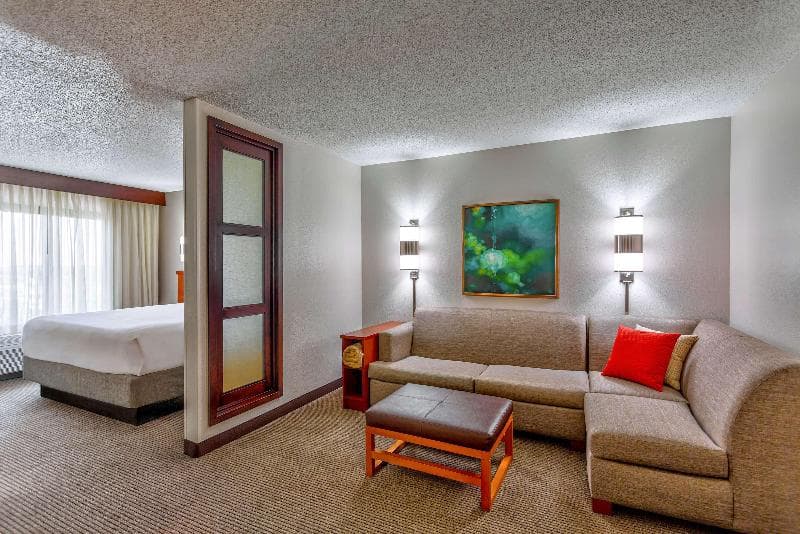 Hyatt Place Kansas City/Overland Park/Convention Center 5