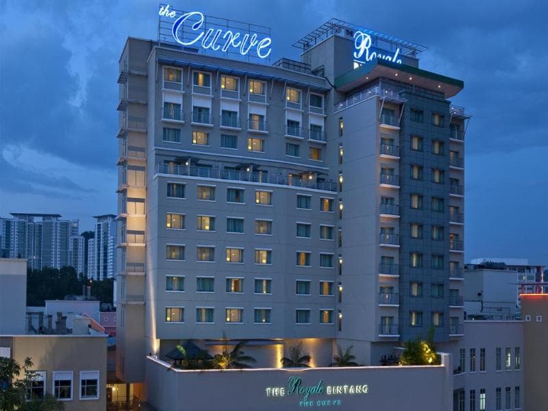 Royale Chulan The Curve 2
