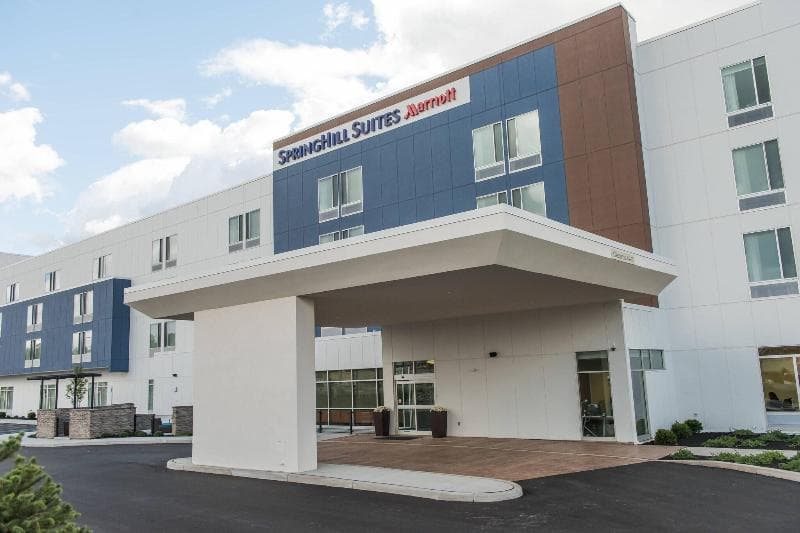 Springhill Suites Buffalo Airport 5